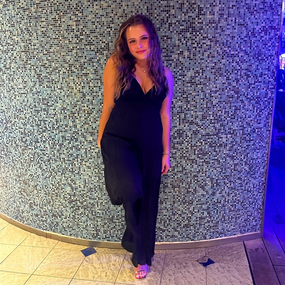 Meet your Posher, Addison - Picture 1 of 1